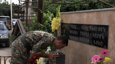 Հուշաքար է կանգնեցվել ի հիշատակ անմահացած զինվորների