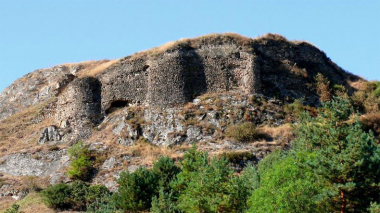 Տավուշ ամրոցի տարածքում հուլիսի 14-ից վերսկսվել են հնագիտական պեղումները