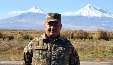 Ողջույն Հայ ազգ, Աստծո կամոք ողջ եմ. հակառակորդի կրակոցից վիրավորված Երասխի համայնքապետը գրառում է արել