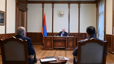 «Հայաստան» համահայկական հիմնադրամի միջոցներով Արցախում կկառուցվի 817 բնակարան, 290 տուն. նախագահ Սարգսյանն ու հիմնադրամի տնօրենը քննարկում են ունեցել