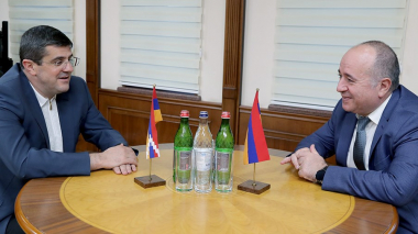 Արշակ Կարապետյանը հանդիպել է Արցախի նախագահ Արայիկ Հարությունյանին