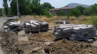 Երևան-Գառնի-Գեղարդի վանք ճանապարհի 6 կմ հատվածի հիմնանորոգումը նախատեսված է ավարտել մինչև նոյեմբերի 30-ը