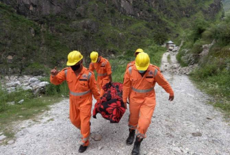 Հնդկաստանում ավտոճանապարհի վրա սողանքի հետևանքով զոհերի թիվը հասել է 11-ի