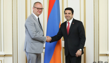 Ալեն Սիմոնյանը Ալեքսեյ Սանդիկովի հետ հանդիպմանը ցանկություն է հայտնել հանդիպել ռուսական համայնքի ներկայացուցիչների հետ