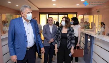 Անահիտ Ավանեսյանը դրական է գնահատել «Էրեբունի» բուժկենտրոնի հիմնանորոգված պոլիկլինիկայի ծառայությունները