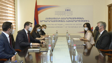 Արդարադատության նախարարը ԱԶԲ հայաստանյան գրասենյակի ղեկավարի հետ քննարկել է քրեակատարողական, հարկադիր կատարման, դատաիրավական ու սնանկության ոլորտների ծրագրերը
