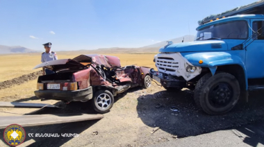 Ալագյազ-Արթիկ ավտոճանապարհի վթարի հետևանքով 62-ամյա տղամադ է մահացել (տեսանյութ)