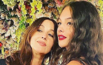 Մոնիկա Բելուչին՝ դստեր հետ․ ֆոտո