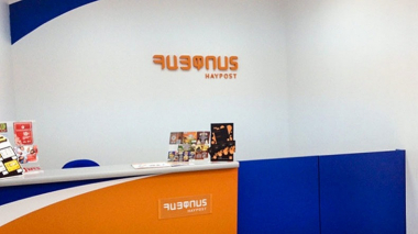 ՀայՓոստը երկու նամականիշով գեղաթերթիկ է թողարկել՝ նվիրված «Շուշիի Ղազանչեցոց Սուրբ Ամենափրկիչ եկեղեցու ռմբակոծում» թեմային