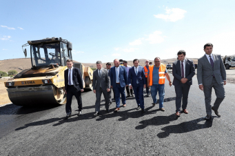 Փոխվարչապետ Սուրեն Պապիկյանն այցելել է Գյումրի. ծանոթացել է նաև «Հյուսիս-հարավ» ավտոճանապարհի մի հատվածի աշխատանքներին