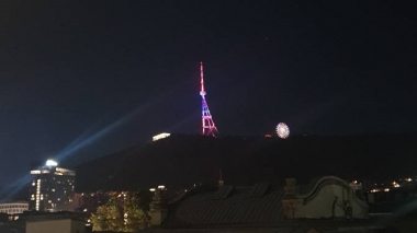 Թբիլիսիի հեռուստաաշտարակը լուսավորվել է Հայաստանի դրոշի գույներով