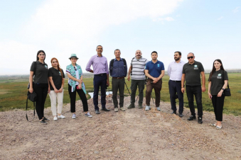 ԵՄ անդամ երկրների դեսպանները այցելել են Հայաստանի բնության թանգարան և  «Խոր Վիրապ» արգելավայր