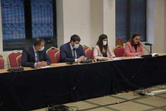 Արման Եղոյանն ու Արսեն Թորոսյանը հանդիպել են Հունաստանի խորհրդարանի պատգամավորների հետ