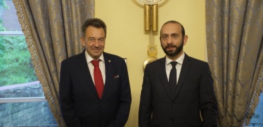 Արարատ Միրզոյանը և Պիտեր Մաուրերը քննարկել են Հայաստանում և Արցախում ԿԽՄԿ-ի գործունեությանն առնչվող հարցեր