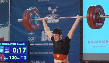 Գառնիկ Չոլակյանը` ծանրամարտի Եվրոպայի պատանիների չեմպիոն