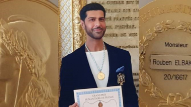 Երաժշտարվեստում ունեցած ներդրման համար ֆրանսաբնակ հայ տենորն արժանացել է ոսկե մեդալի