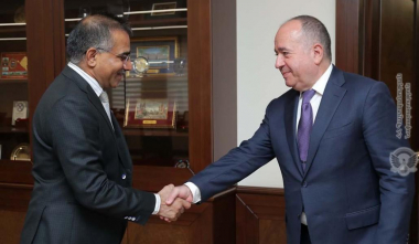 ՀՀ պաշտպանության նախարարն ընդունել է Հնդկաստանի դեսպանին