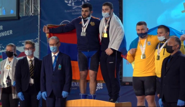 Հայաստանցի Գարիկ Կարապետյանը ծանրամարտի Եվրոպայի ոսկին զիջեց իր հայրենակցին