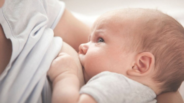 Կրծքով կերակրումը հակացուցում չէ COVID-19-ի դեմ պավաստումների համար