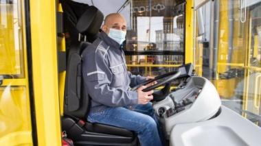 Կիևի իշխանությունները հնարավոր է արգելեն չպատվաստվածներին օգտվել հանրային տրանսպորտից