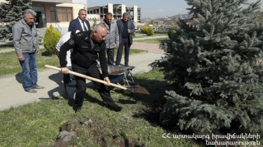 «Վերածննդի պուրակ» 44 օրյա պատերազմի զոհերի հիշատակին
