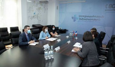 Հումանիտար ուղղությունից` մասնագիտական գործակցություն. Անահիտ Ավանեսյանը հանդիպել է Ֆրանսիայի դեսպանի հետ