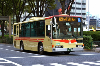 Ճnապոնիայում ավտոբուսը բախվել է ցանկապատին