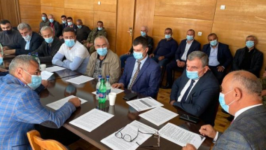 Բնապահպանության և ընդերքի տեսչական մարմնի աշխատակիցները հանդիպումներ են ունեցել մարզերի բնակիչների հետ