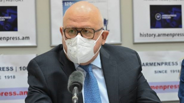 Պատվաստված կինը հղիացել է ու հաջող ծննդաբերել. Օկոևը՝ պատվաստանյութերի հնարավոր ազդեցության մասին