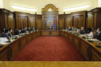 Ծանր է 930, ծայրահեղ ծանր՝ 222 մարդու վիճակ, 89 պացիենտի միացված է թոքերի օդափոխման սարք. խորհրդակցություն վարչապետի մոտ