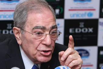 Մահացել է Տիգրան Կարապետյանը