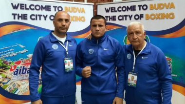 Երիտասարդ բռնցքամարտիկներից չորսը եզրափակիչում են  