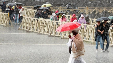 Իտալիայի հարավում եղանակի պատճառով դպրոցները, այգիները և պատվաստումների կենտրոնները փակվում են 