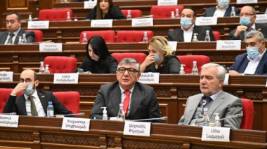 Հայաստանում հանգստի օրերին քաղաքակիրթ աշխարհի հետ ոչ մի կոմունիկացիա չի ստացվում. Խաչատուր Սուքիասյան