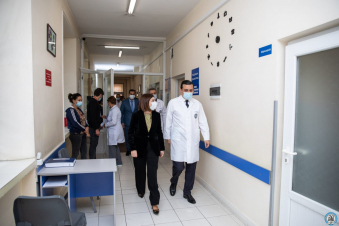 Երեխաների առողջության պահպանումը՝ ուշադրության կենտրոնում․ Ավանեսյանն այցելել է «Մուրացան» համալսարանական հիվանդանոցային համալիր