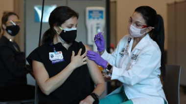 ԱՄՆ-ում չափահաս բնակչության 70 տոկոսը լիովին պատվաստվել Է COVID-19-ի դեմ