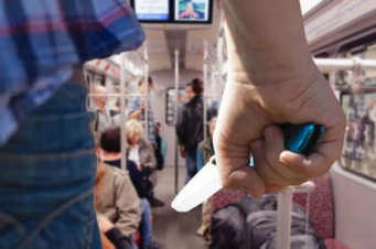 Գերմանիայում տղամարդը դանակով հարձակվել է գնացքի ուղևորների վրա