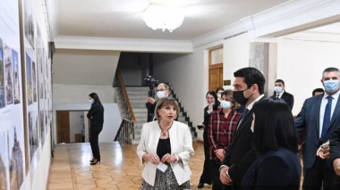 Հայաստանի խորհրդարանում ցուցադրվել են շուշեցի հայազգի ճարտարապետների գործերը