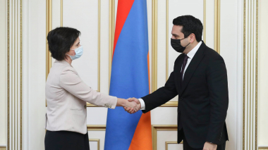 ՀՀ Ազգային ժողովի նախագահ Ալեն Սիմոնյանն ընդունել է Հայաստանում Լիտվայի Հանրապետության արտակարգ եւ լիազոր դեսպան Ինգա Ստանիտե-Տոլոչկիենեին