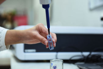 ԵՊՀ ասպիրանտները հաղթող են ճանաչվել «Այլընտրանքային էներգիայի ոչ-էլեկտրոնային աղբյուրներ» ոլորտում. Հաղորդագրություն