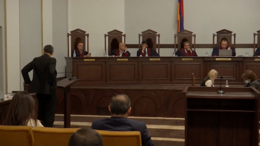 ՍԴ-ի նիստը առողջապահության նախարարի որոշման վիճարկման հարցով հետաձգվեց