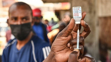 Moderna-ն աշխատում է կորոնավիրուսի «օմիկրոն» շտամի դեմ պատվաստանյութ ստեղծելու ուղղությամբ