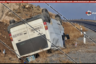 Կոտայքի մարզում 22-ամյա վարորդը Ford Tranist-ով բախվել է քարերին և գլխիվայր շրջվել. shamshyan.com