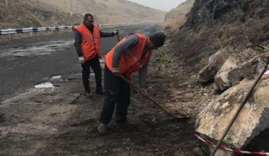 Կորեայի ձոր տանող ավտոճանապարհին տեղի է ունեցել քարաթափում. առկա է կրկին քարաթափման վտանգ