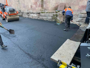 Արթիկ քաղաքում ավարտվում են սուբվենցիոն ծրագրով երկու փողոցների ասֆալտապատման աշխատանքները