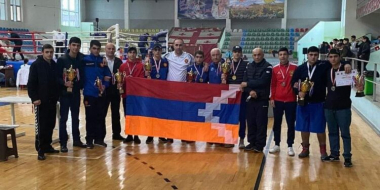 Երիտասարդ հայ բռնցքամարտիկները մեդալներ են նվաճել Վրաստանում կայացած հուշամրցաշարում  