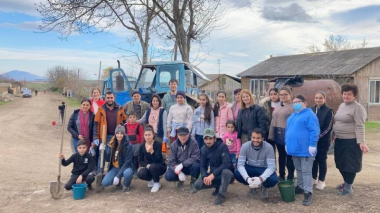 «Ծառ աղբի փոխարեն» բնապահպանական արշավ Խնձորեսկ գյուղում