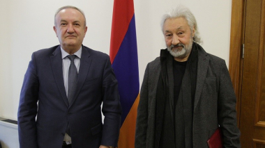 Վահրամ Դումանյանն ընդունել է հայազգի անվանի արվեստագետ Ստաս Նամինին. լուսանկարներ