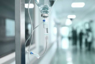 Ստաֆիլակոկ հավի մսով և գազարով խճողակում