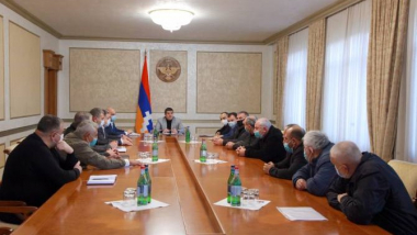 Արցախի նախագահի գլխավորությամբ քննարկվել է Ստեփանակերտի զինվորական պանթեոնում համալիրի կառուցման աշխատանքների ընթացքը